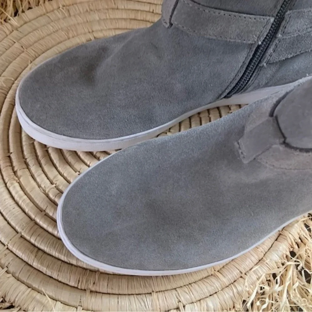 VIONIC Women's Mitzi High Top Sneakers Weather Resistant Gray Suede Size 6